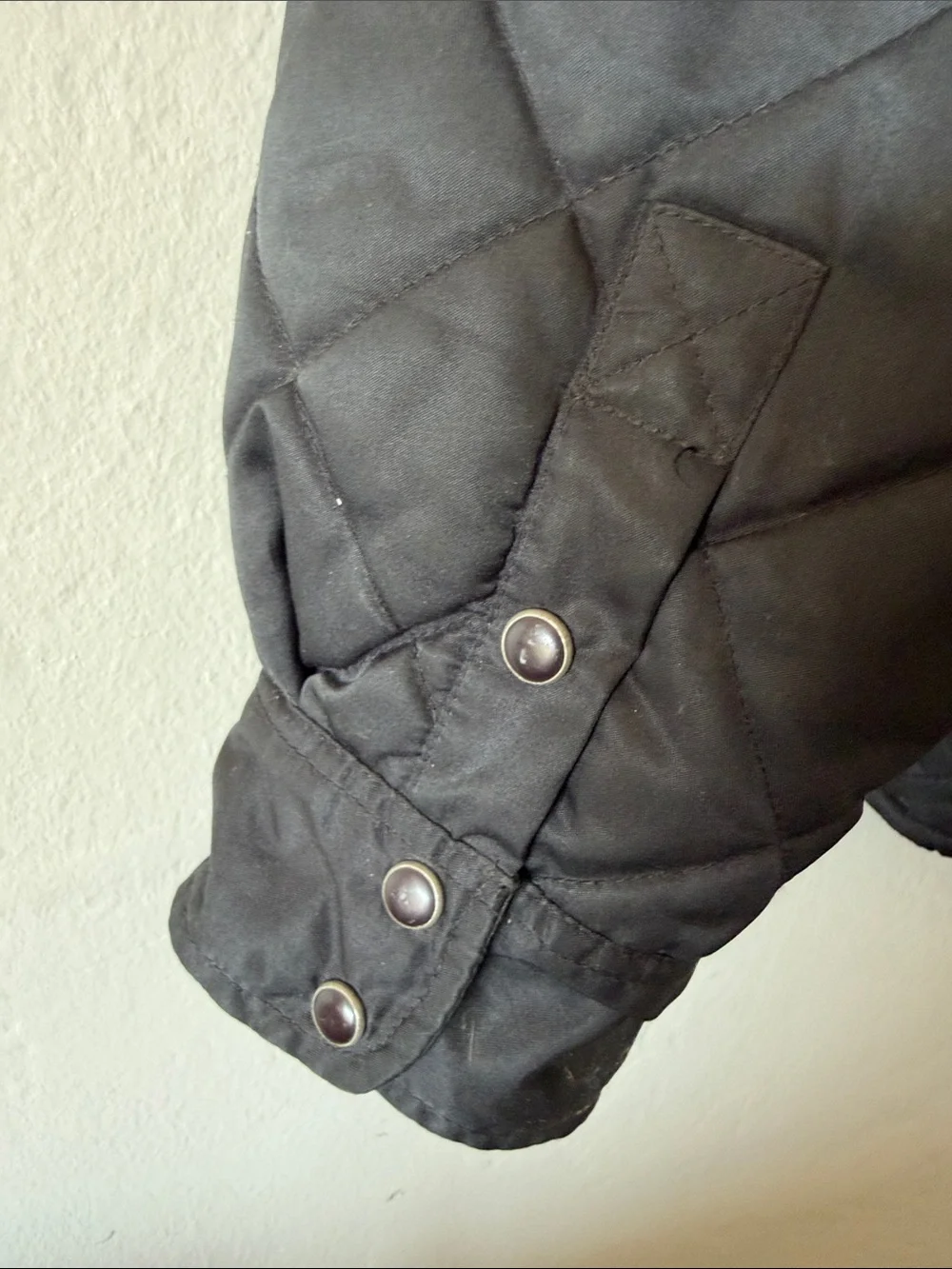 Independent Track Company Black Quilted with Red Lining Lightweight Jacket